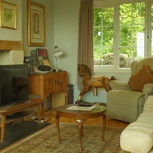 https://spacious-home-in-bath-nature-and-city.tophotelsbath.com